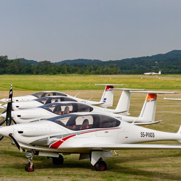 Pipistrel Aircraft four planes landed in foeld