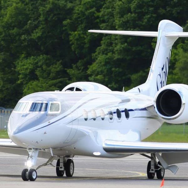 Pro Aviation Flight Support Gulfstream G650 taxying