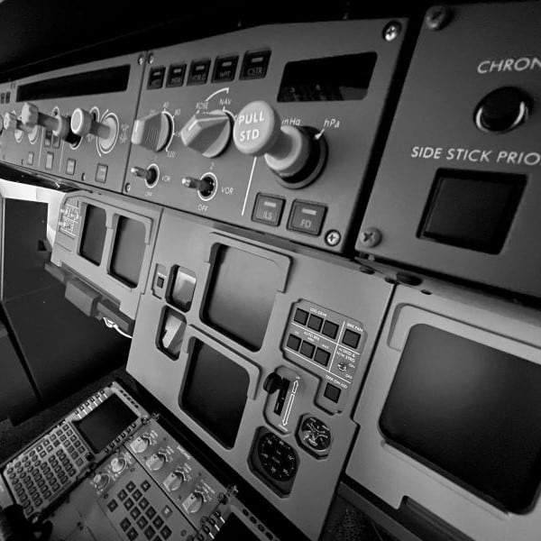 SimAir 737 Boeing 737 Flight Simulator flight deck turned-off-min