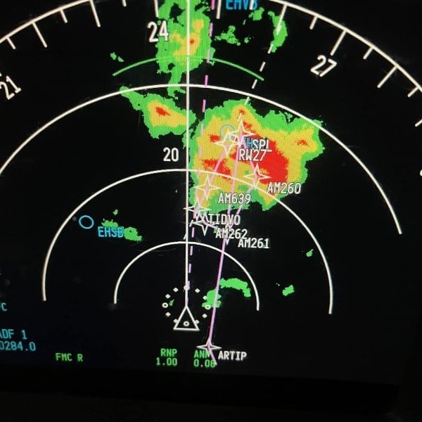 SimAir 737 Boeing 737 Flight Simulator radar showing approaching storm-min