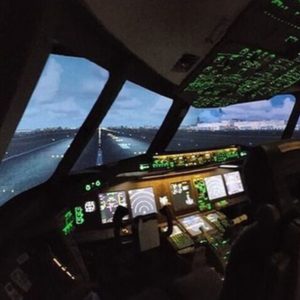 Boeing 777-300ER Full-Scale Pilot Training Simulator Courses in Tokyo