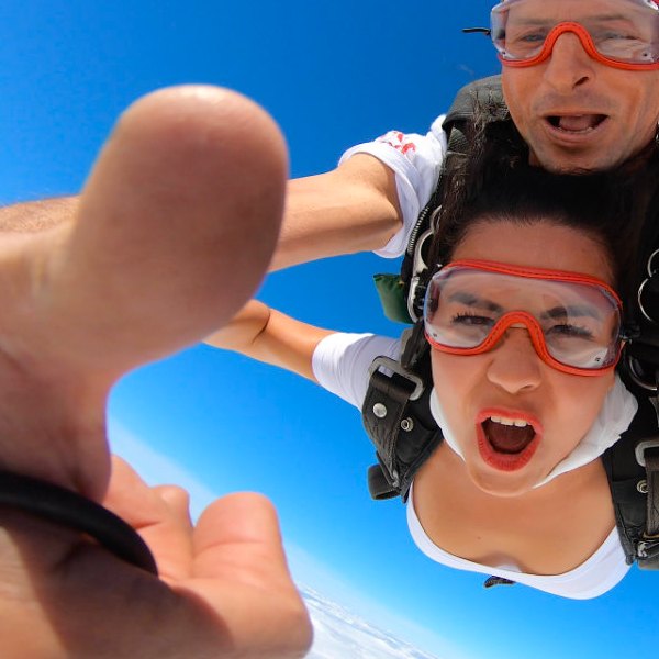 Skydive Playa jump face first