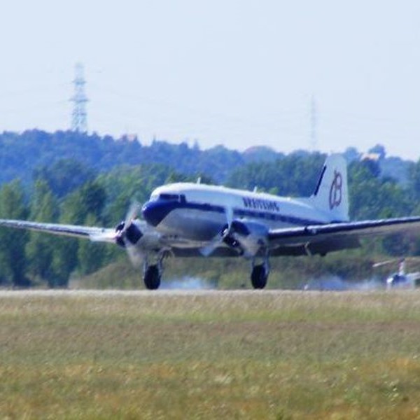 Tököl Airport Douglas C47 Dakota Landing