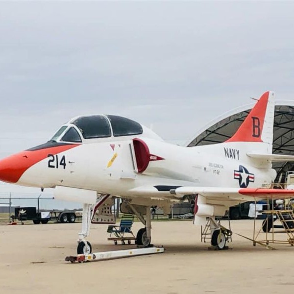 fort worth aviation museum. US Navy Skyhawk