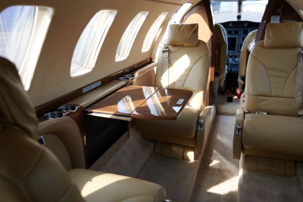  the-aviation-factory-luxury-flight